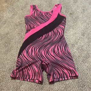 Girls gymnastics outfit